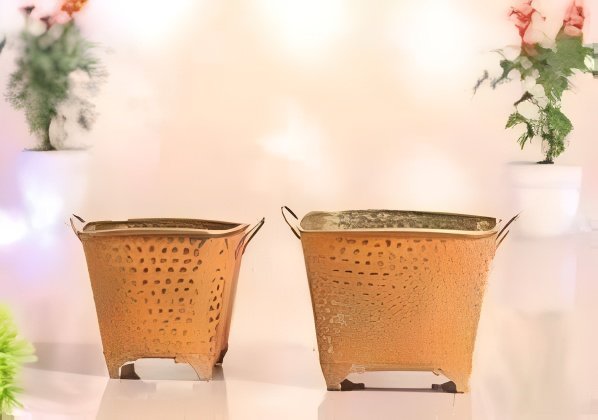 Oval Dotted Metal Planters – Set of 2