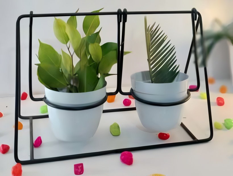 Metal Swing Planter – Twin Pot Hanging Frame