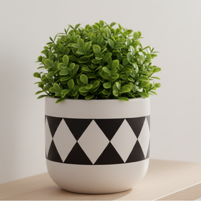 Harlequin Monochrome Terracotta Planter