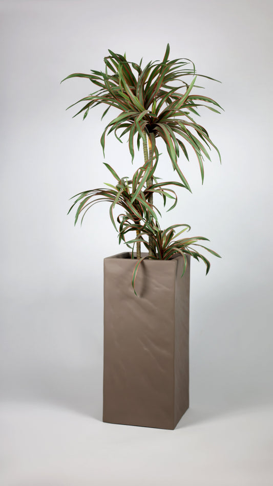 Mountain Matt Fiberglass Planter