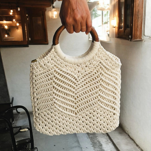 Minaxi Macrame Handheld Bag with Wooden Handle – Boho Chic Cotton Beach for Women