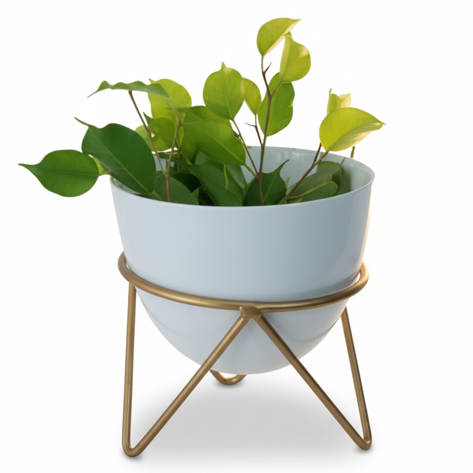 Geometric Tripod Metal Planter with Pot