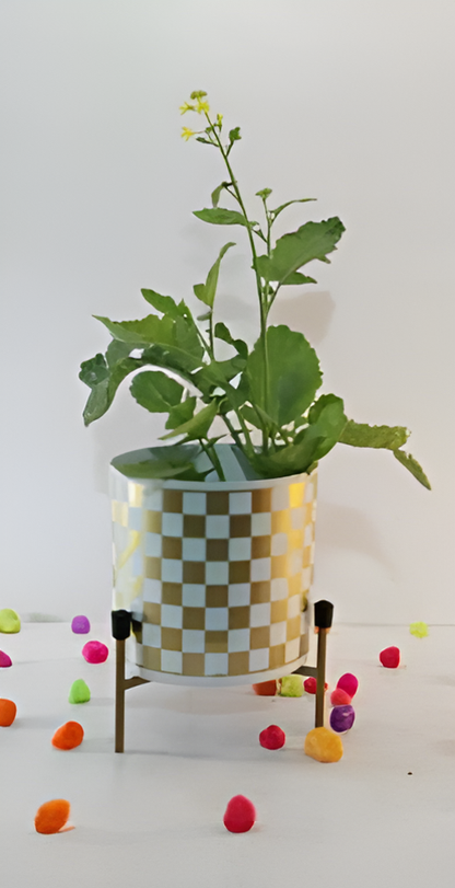 Metal Planter with Tripod Stand