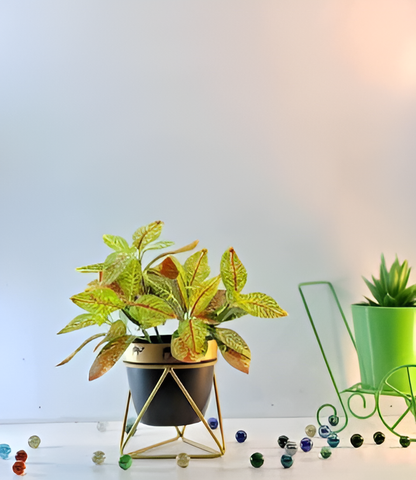 Decorative Camel Print Pot with Stand