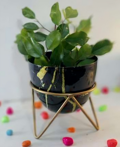 Round Metal Planter with Triangular Stand – Medium Size