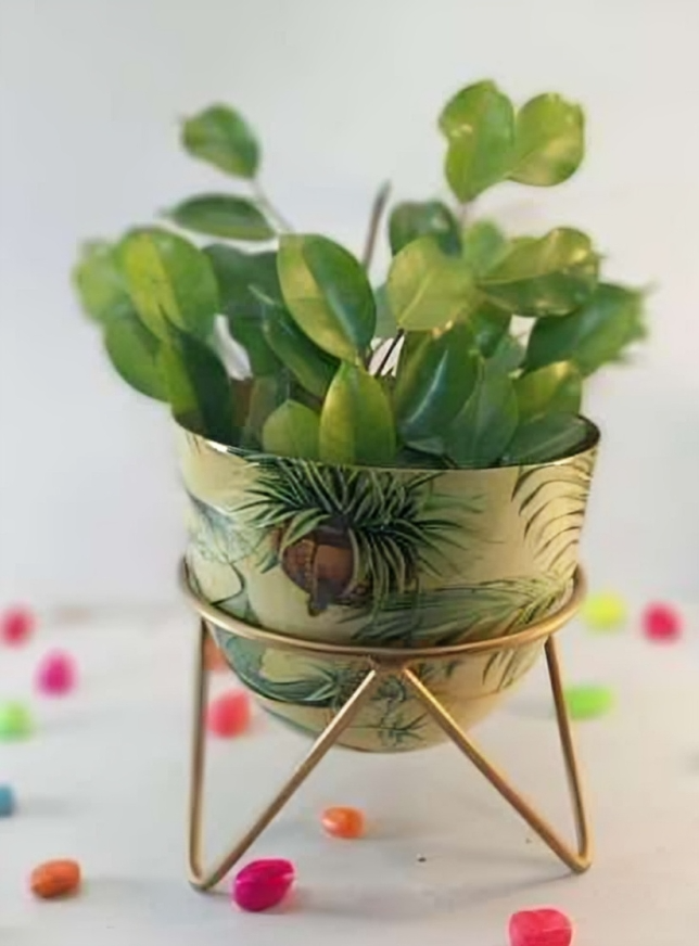 Round Metal Planter with Triangular Stand – Medium Size