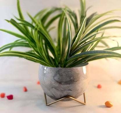 Round Patterned Metal Planter