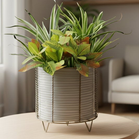 Horizontal Ribbed Metal Pot with Stand