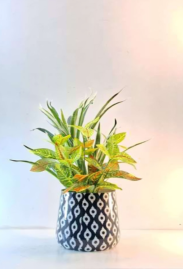 Round Metal Planter