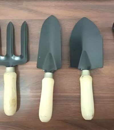 Wooden Handle Gardening Tools – 5 Piece Set