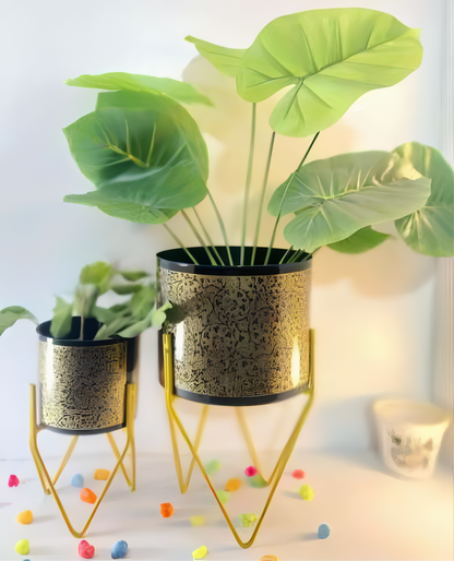 Metal Planter Set with Gold Stand – Set of 2