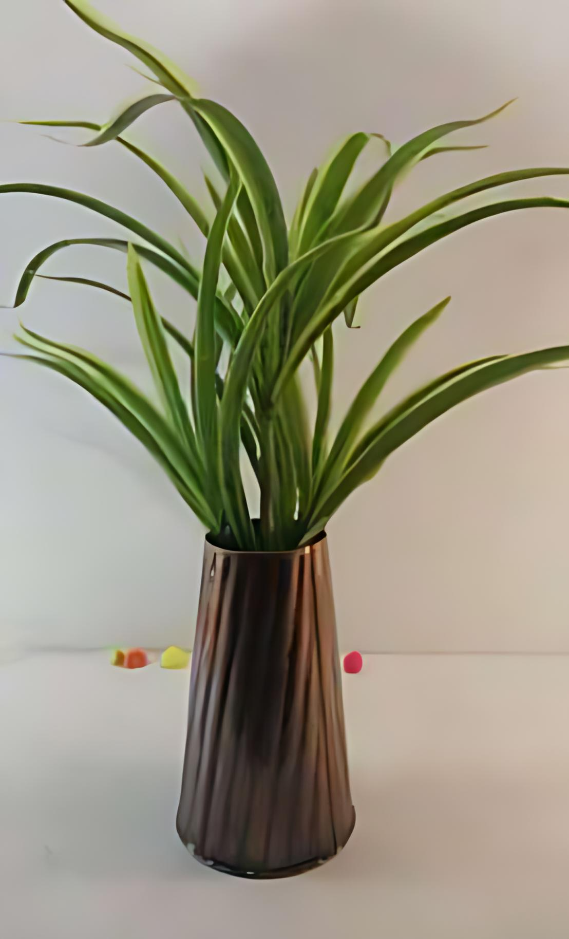 Metal Cone Pot – Vertical Ribbed Finish