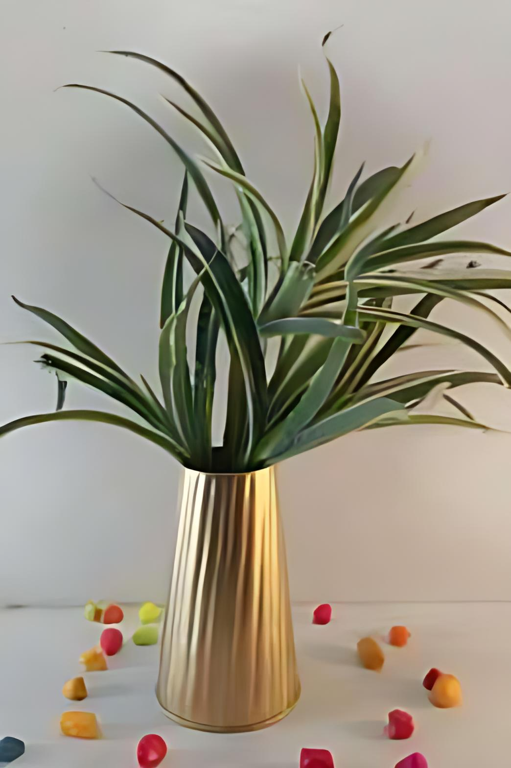 Metal Cone Pot – Vertical Ribbed Finish