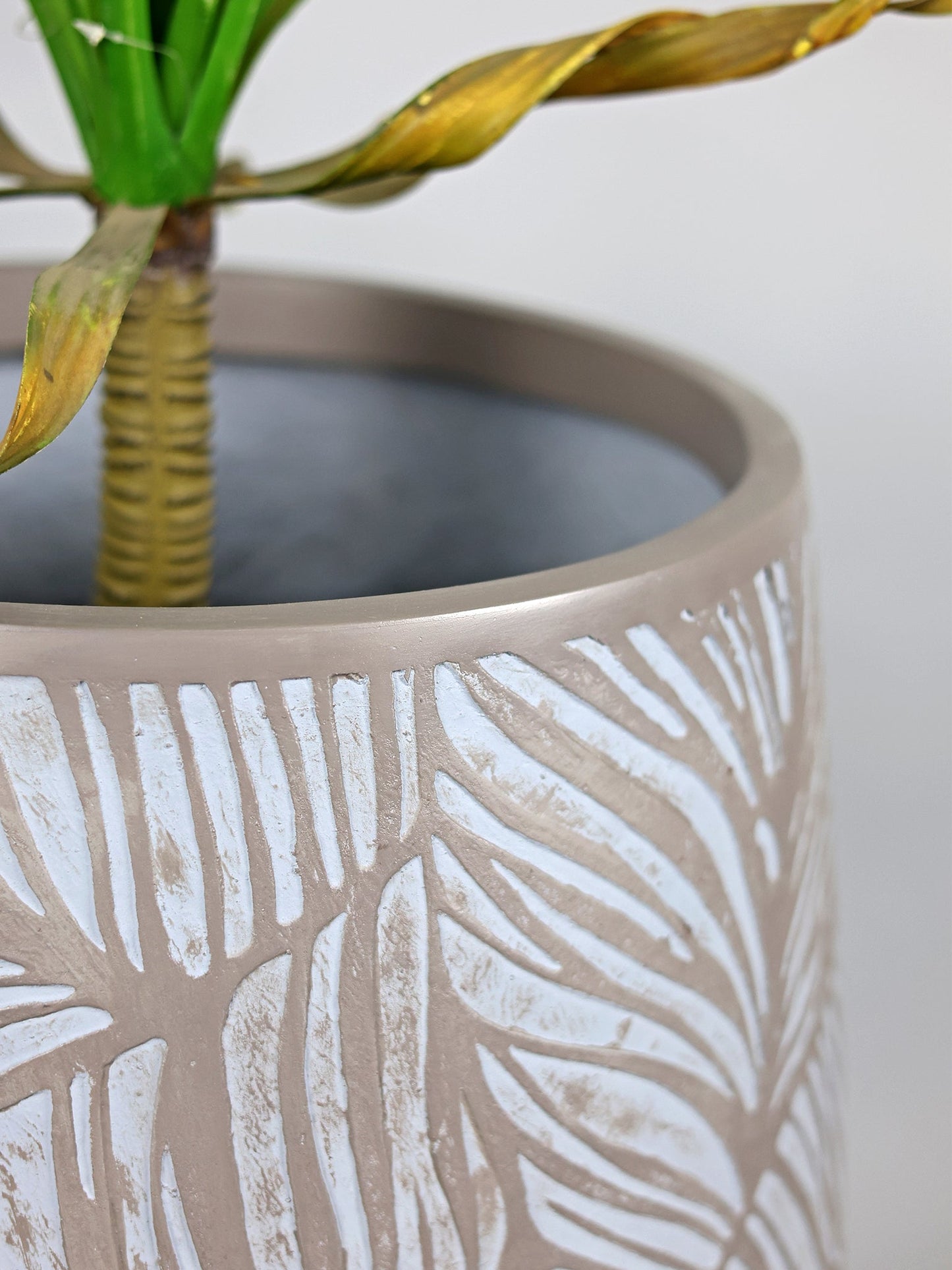 Leaf Grey Beige Fiberglass Planter