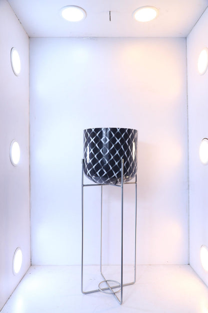 Patterned Round Plant Pots on Metal Stands (Set of 3)