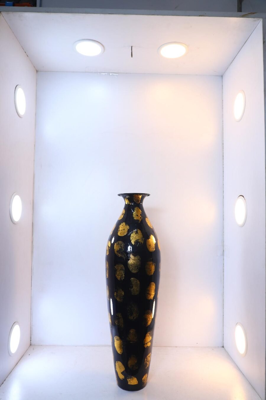 Glorious White Marble Ceramic Style Metal Vase – Decor for Home And Garden 7.87″ x 24.80″