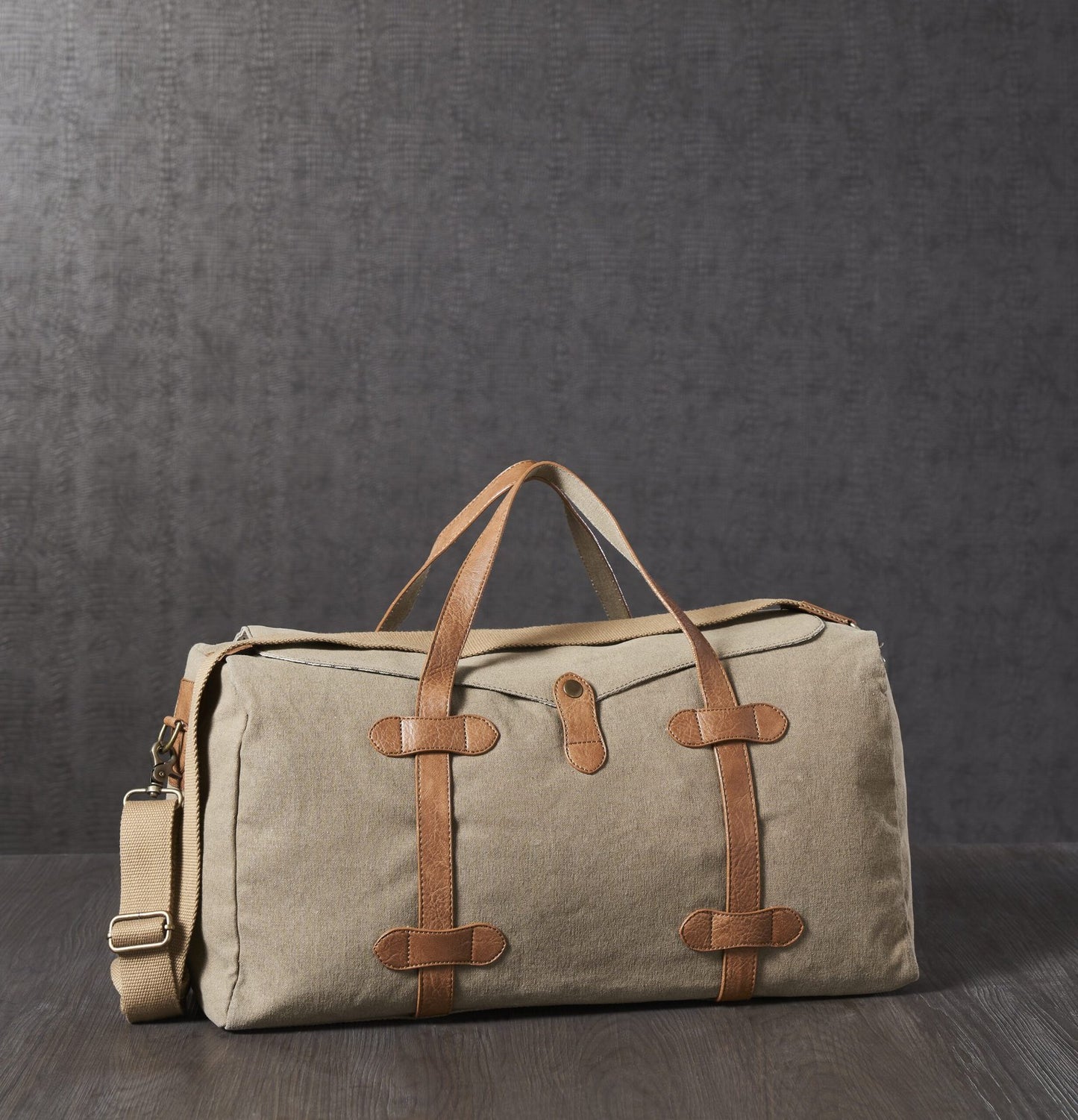 Flap Duffle Bag For Men & Women – Brown
