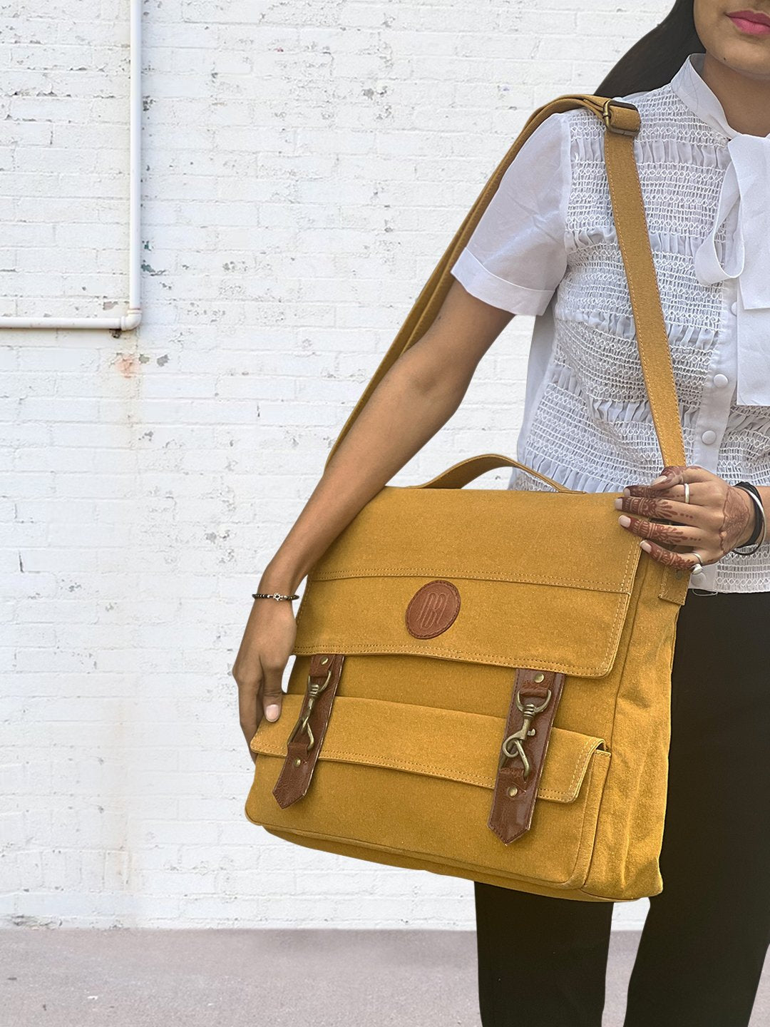 City Slicker Laptop Messenger Bag For Men & Women