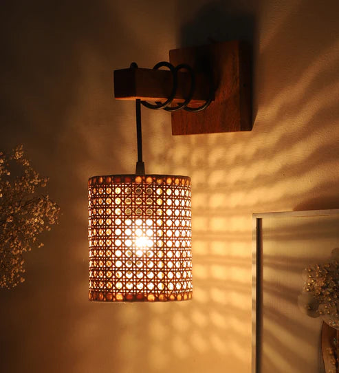 Handcrafted Rattan Wall Lamp Revanshi