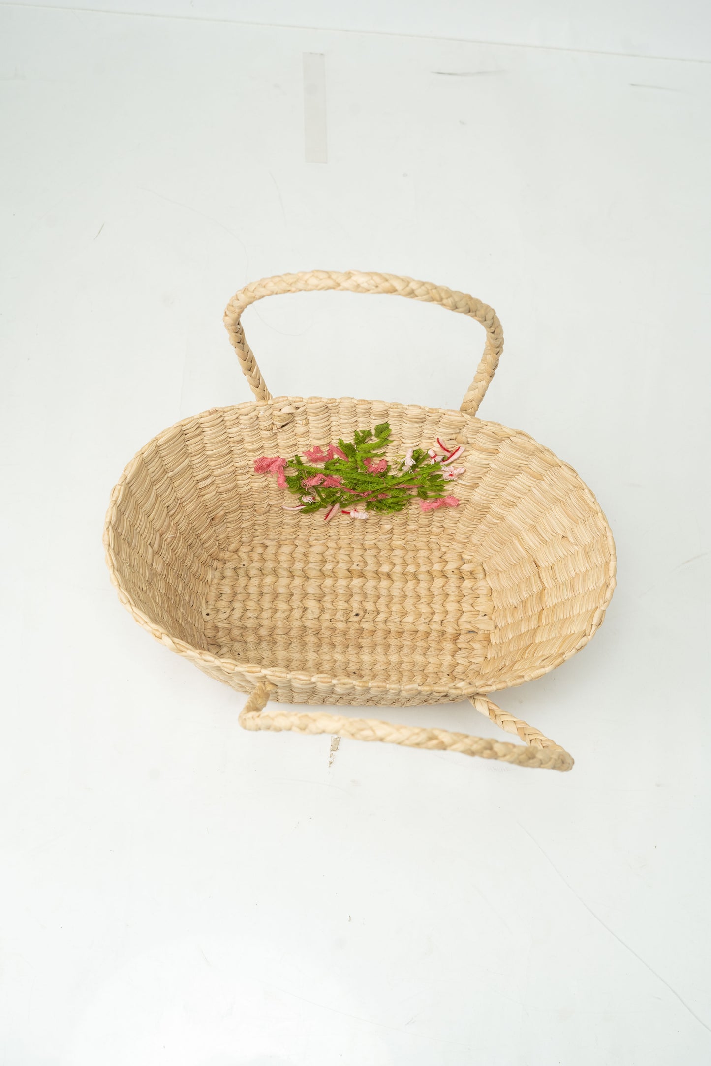 Ladies Hand Kauna Grass Bag with Embroidery