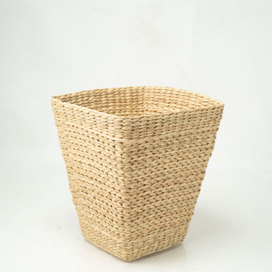 Square Tapered Natural Straw Dust Bin