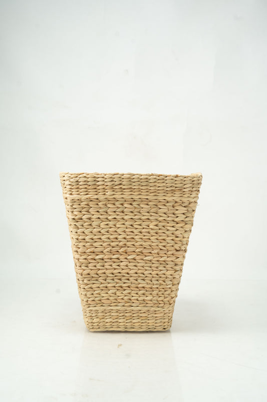 Square Tapered Natural Straw Dust Bin