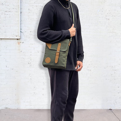 Delta Crossbody Messenger Slingbag For Men And Women  Delta Crossbody Messenger Slingbag For Men And Women