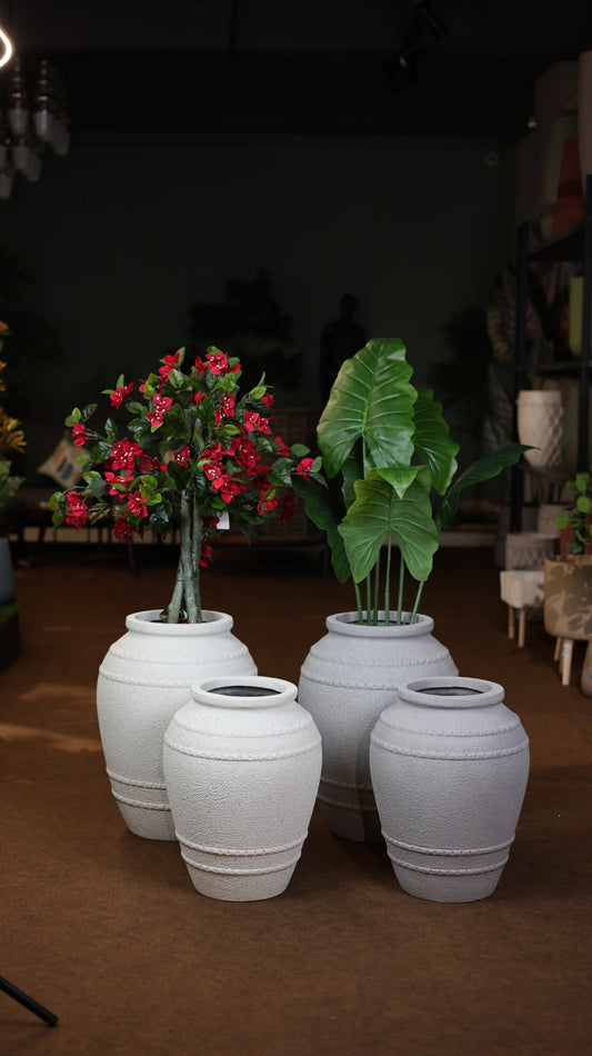 Saga Rustic Fiberglass Planter